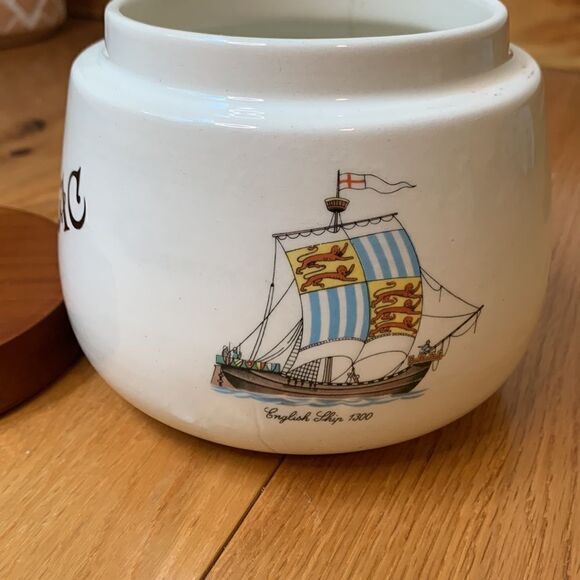 humidor Vintage Whitecross Italian Ceramic Explorer Sailing Ship Tobacco Jar - Picture 7 of 14